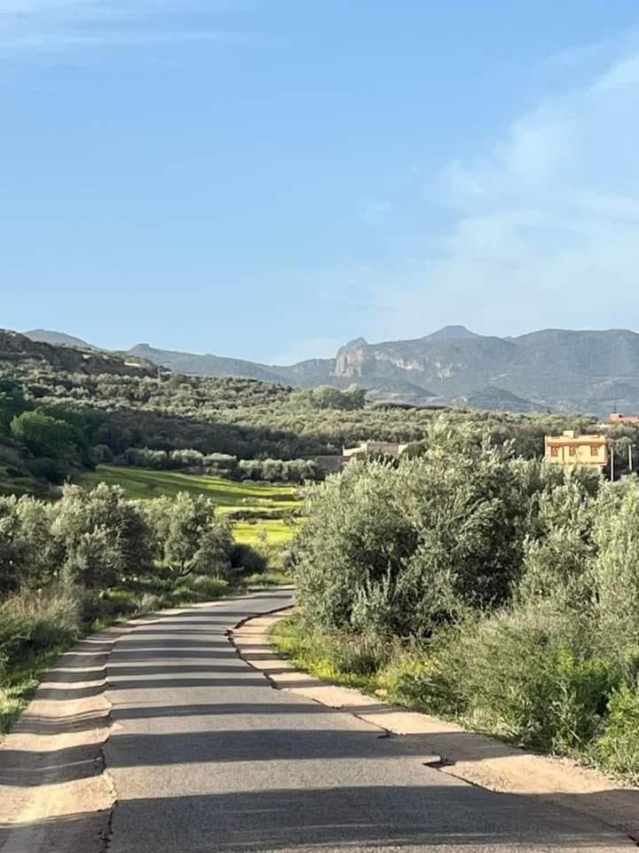 Maison d hôtes Tioute Chez Abdelmajid Exterior foto